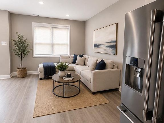3rd image of 2841 Oakford Ave