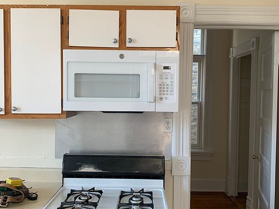 4th image of 1721 W Huron St #2F