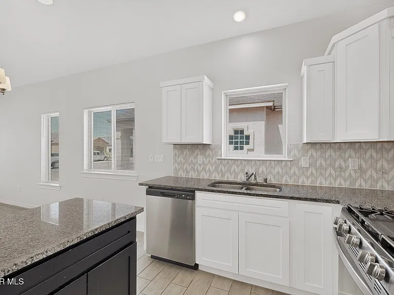 14321 Chris Zingo Ln — Photo 15