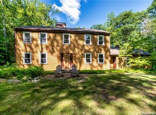 5 Becontree Heath Rd, North Granby, CT 06060