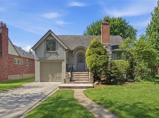 41 Queen Mary Dr, Saint Catharines, ON L2R 2J3