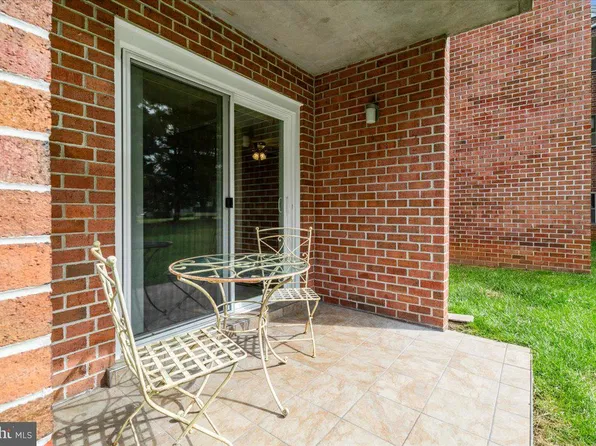 200 Chapel Ct Unit 105, Walkersville, MD 21793
