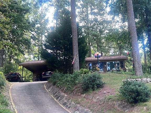 3rd image of 5730 19th Ave