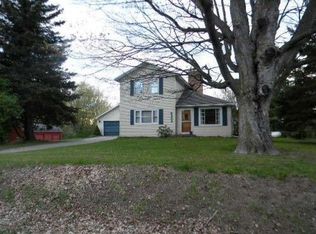6265 Vinton Ave NW, Comstock Park, MI 49321