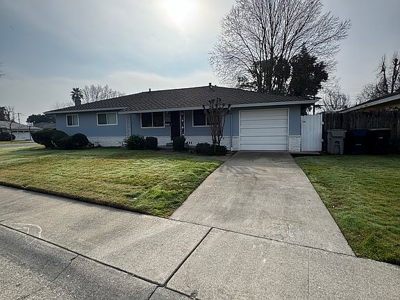 2nd image of 800 Riverview Ct