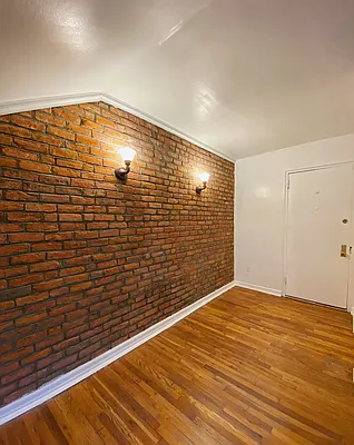 Rented by Maz Group NY | media 18