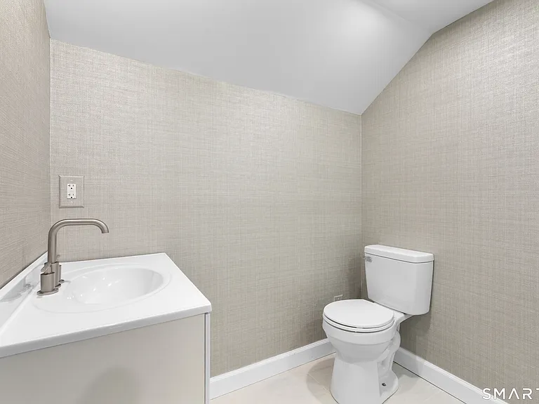 152 Partrick Ave — Photo 27