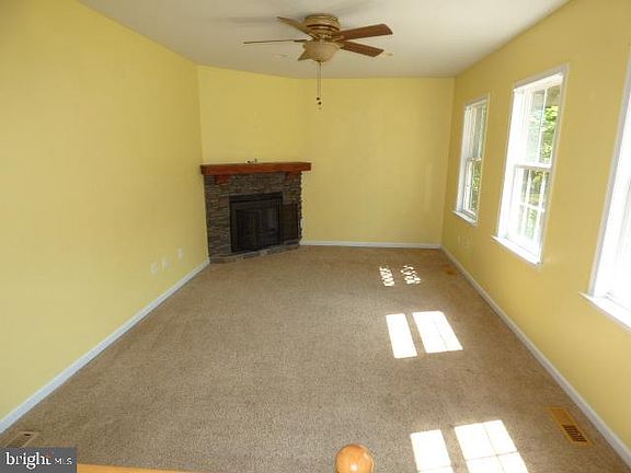 5th image of 34 Rebel Ln