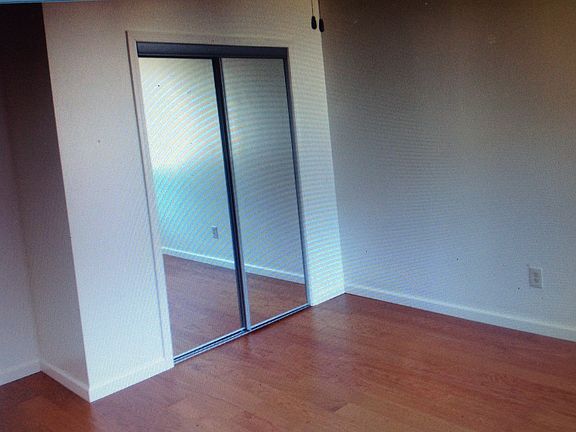 5th image of 4355 Maryland Ave APT 303