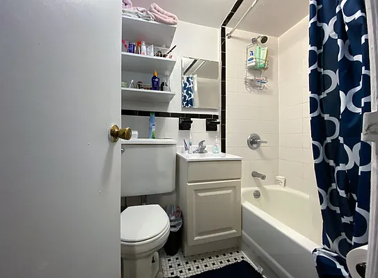 Rented by Kahen Properties | media 14