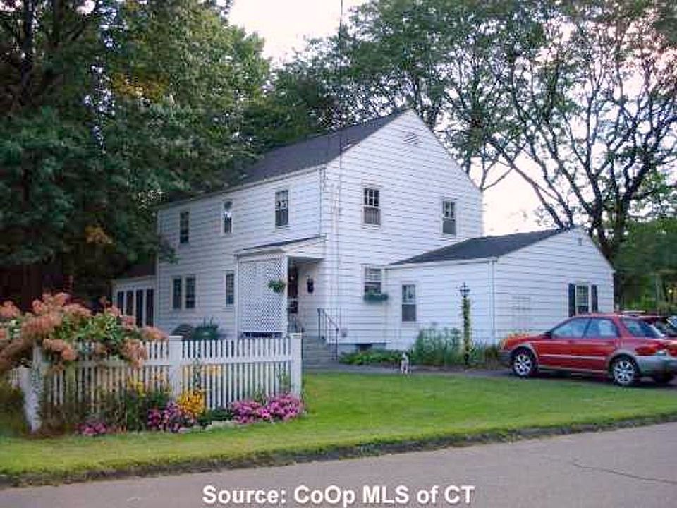 2nd image of 29 Lennox Ave