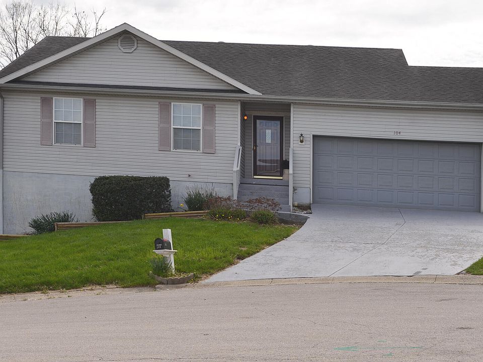 1st image of 104 Pebble Beach Ct