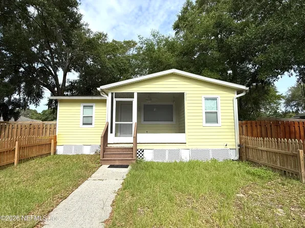 311 S 11th St, Fernandina Beach, FL 32034