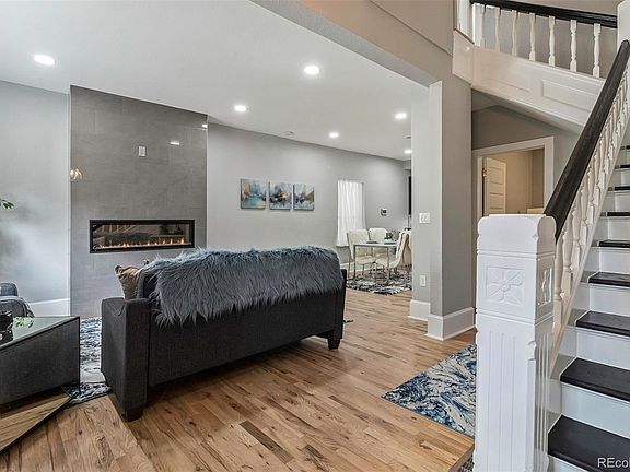 3rd image of 88 W Cedar Ave
