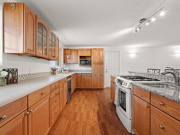4th image of 15120 E 26th Ave
