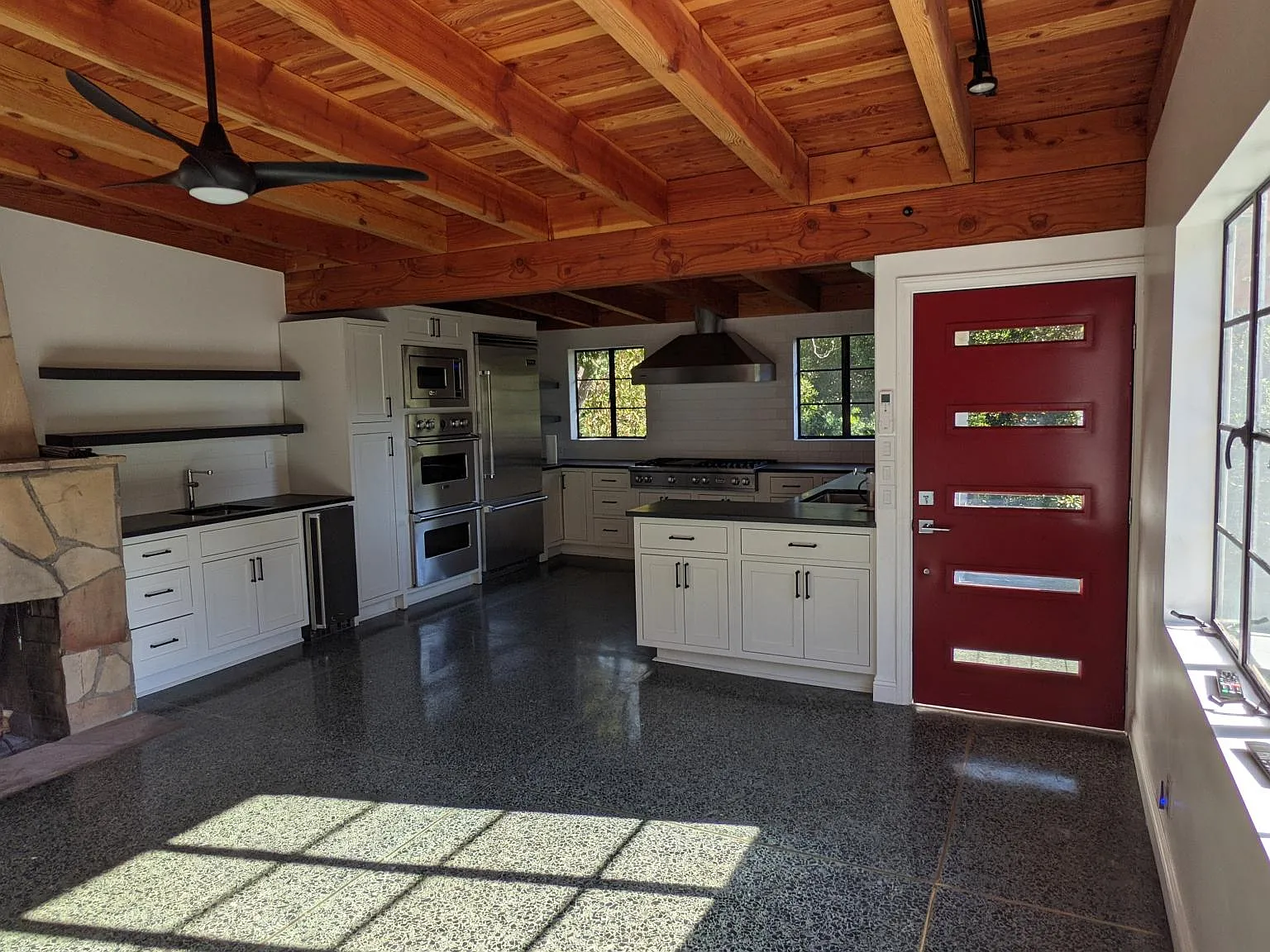 1 bed, 729 sqft, $5,750 — Photo 3