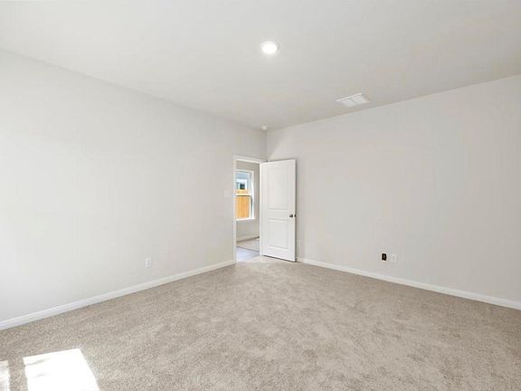 5th image of 11414 Prairie Walk Dr