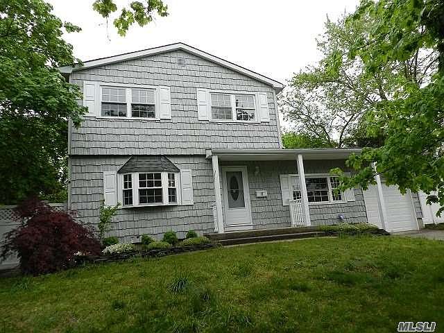 1st image of 17 Edwin Ave