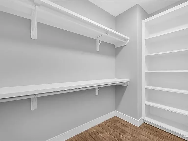 3016 S L St #1 — Photo 13