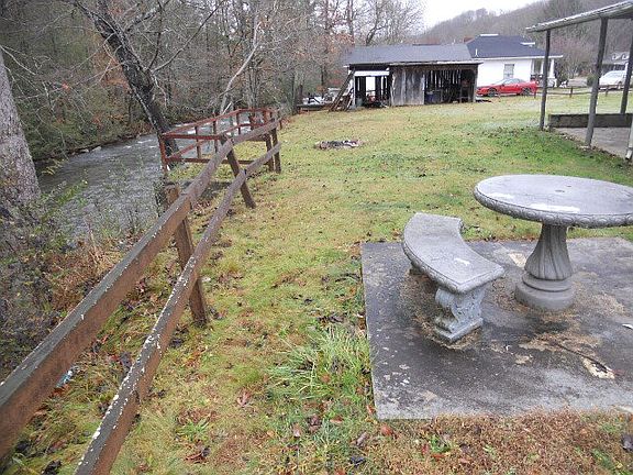 2nd image of 10283 Highway 133