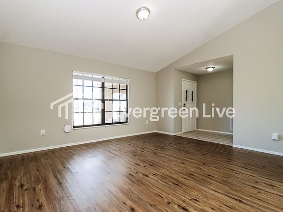 3rd image of 7322 Dogleg Ct