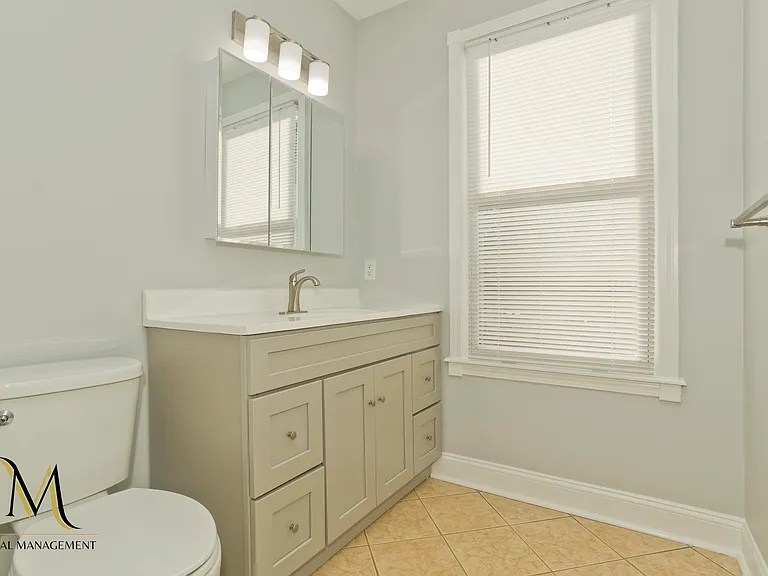 28 Union St #2 — Photo 38