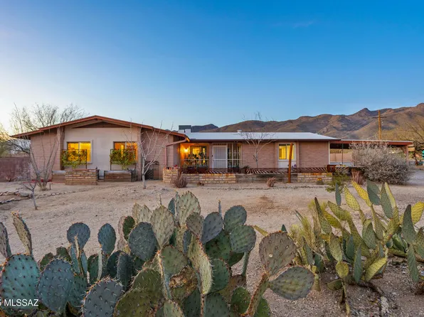 10685 E Oakwood Dr, Tucson, AZ 85749