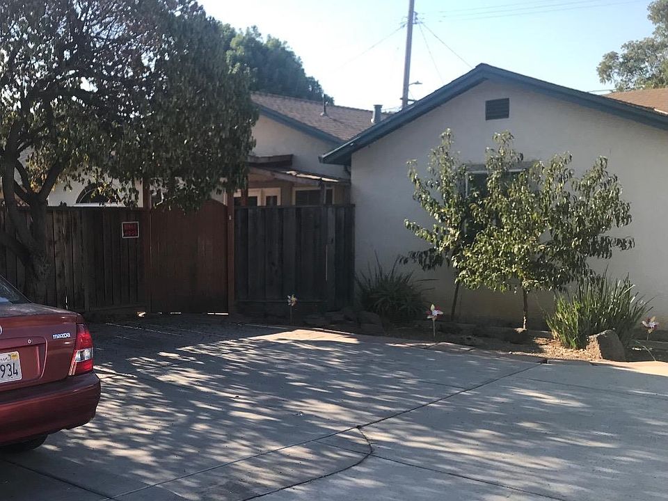 2nd image of 410 Lyndale Ave