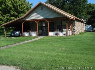 213 W 7th St, Eldon, MO 65026