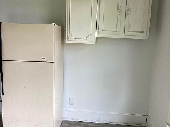 2nd image of 1408 Parrett St #4