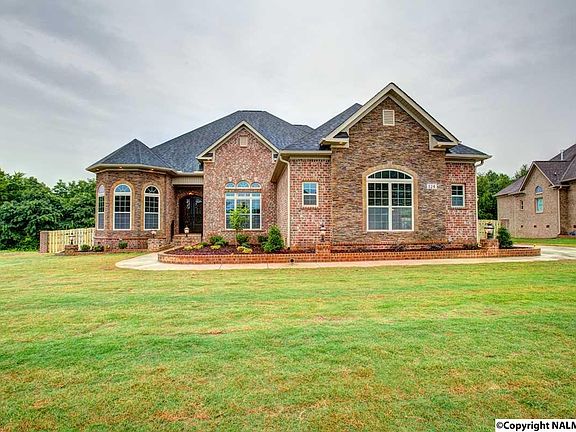 2nd image of 66 Bluff View Dr SE