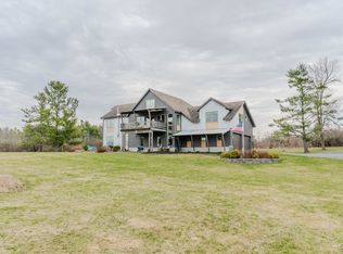 41160 Breezy Pines Rd, Clayton, NY 13624