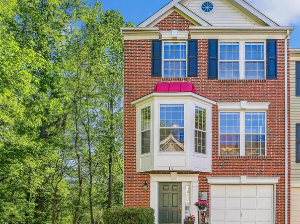 11 Duck Pond Ct #806, Germantown, MD 20874