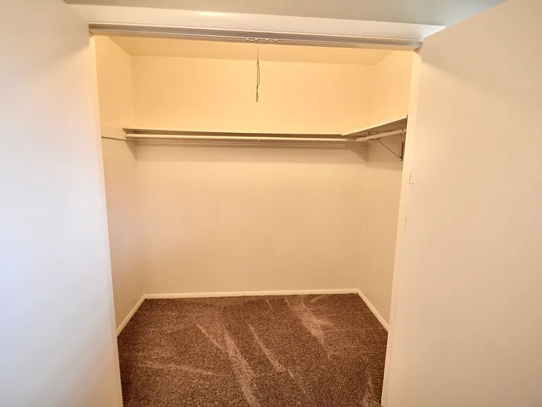 5705 S Pearl St — Photo 15