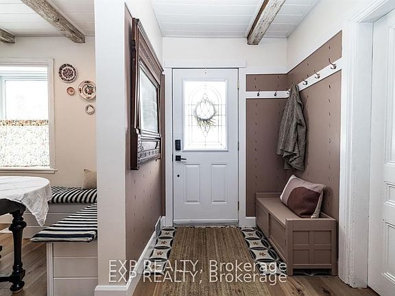 4th image of 23 Norma St S