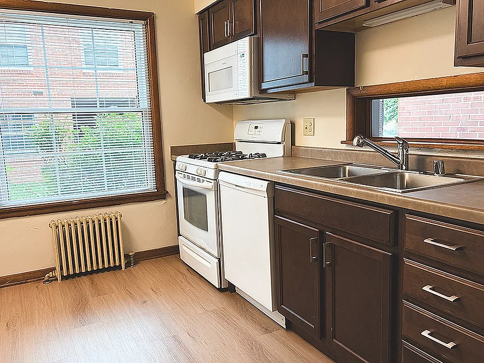 505-507 N Franklin Ave