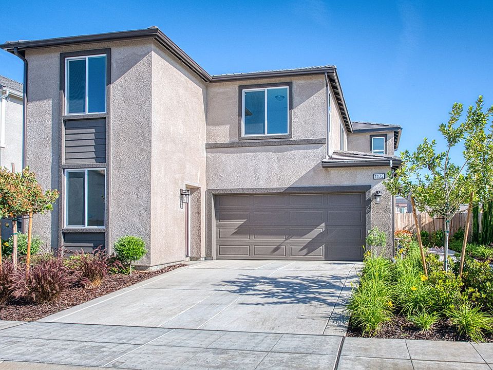 Plan 8 Emery at Riverstone by Trumark Homes Madera, CA
