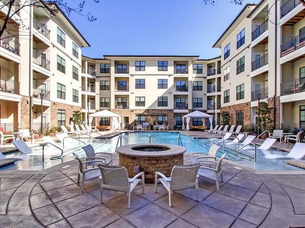 Avalon at Seven Springs