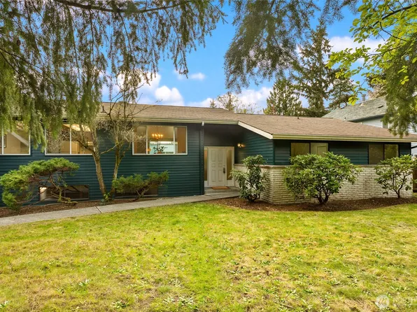 12511 37th Avenue NE, Seattle, WA 98125