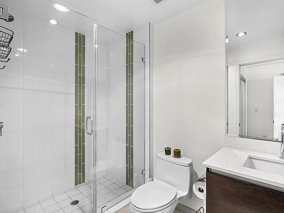 3rd image of 1700 Sawtelle Blvd APT 220