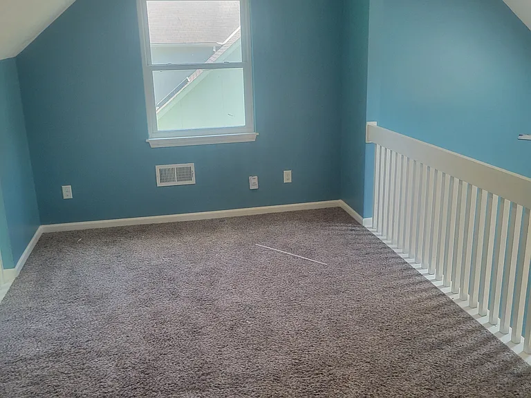 6235 Rene St — Photo 7