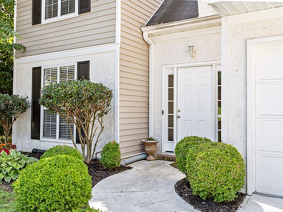 4th image of 2731 Ashbury Point Ln