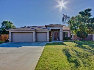 1900 S Heritage Dr, Gilbert, AZ 85295