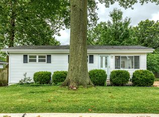 11900 Lillian Ave, Saint Louis, MO 63131