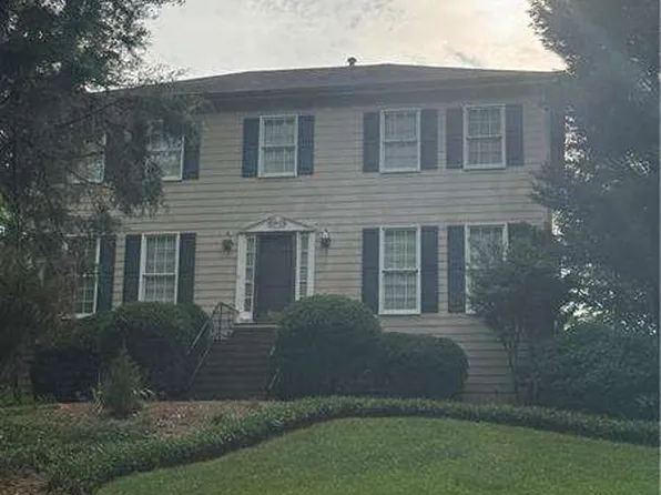 3125 Dogwood Valley Ct NE, Marietta, GA 30068