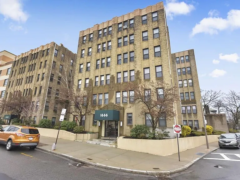 1666 Commonwealth Ave #15 — Photo 7