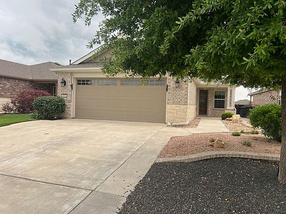2nd image of 512 Hereford Ln
