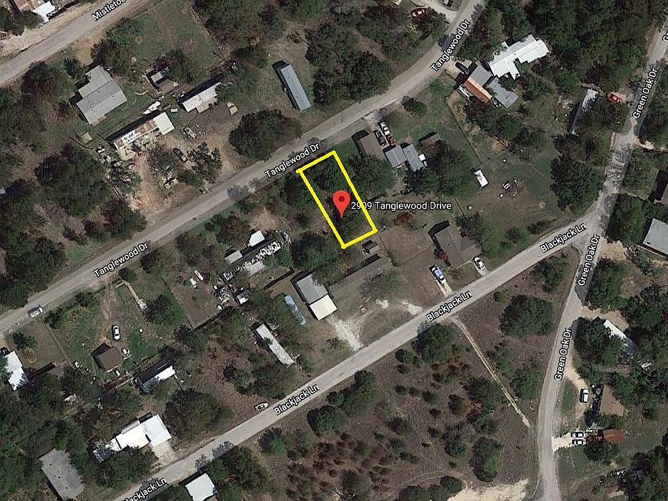 2nd image of 2909 Tanglewood Dr