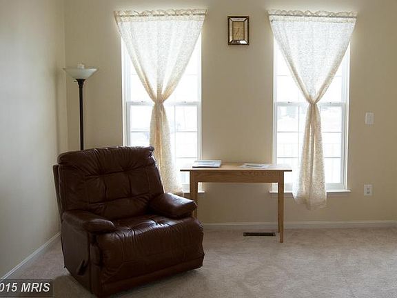 5th image of 17137 Leamington Way
