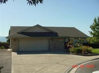 4240 Innsbruck Rdg, Medford, OR 97504